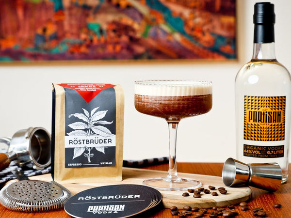Espresso Martini mit Espresso und Partisan Oat